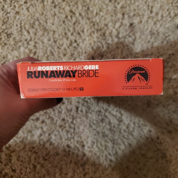 Runaway Bride VHS - Picture 2 of 6